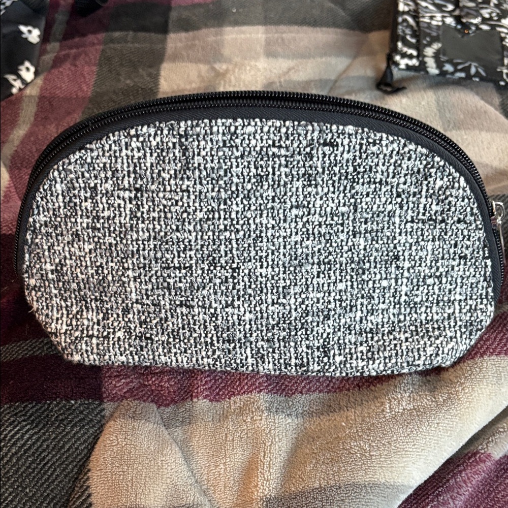 Thirty-One Black and White Clutch